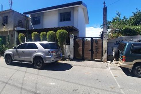 House for sale in Almanza Dos, Metro Manila