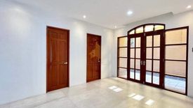 4 Bedroom House for sale in Almanza Dos, Metro Manila