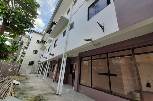 32 Bedroom Apartment for rent in Banilad, Cebu