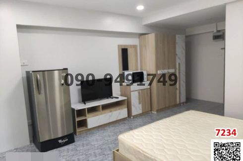 1 Bedroom Condo for rent in Sam Sen Nai, Bangkok