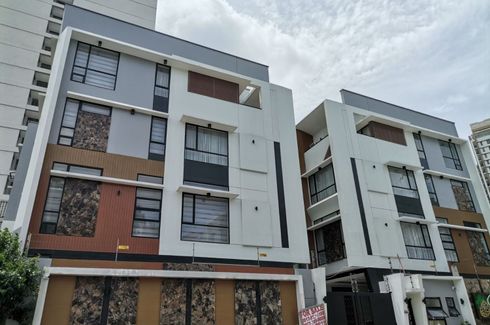 4 Bedroom Townhouse for sale in Mariana, Metro Manila near LRT-2 Gilmore