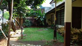 Rumah dijual dengan 5 kamar tidur di Bintaro, Jakarta