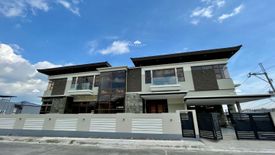 7 Bedroom House for sale in Batasan Hills, Metro Manila