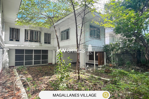4 Bedroom House for sale in Magallanes, Metro Manila near MRT-3 Magallanes