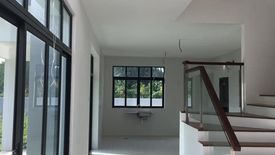 4 Bedroom House for sale in Rawang, Selangor