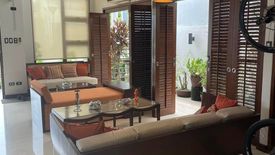 4 Bedroom House for sale in Loma, Laguna