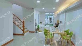 3 Bedroom Townhouse for sale in Lat Sawai, Pathum Thani