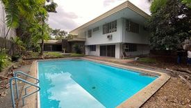 House for sale in Dasmariñas North, Metro Manila near MRT-3 Magallanes