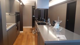 3 Bedroom Apartment for rent in San Lorenzo, Metro Manila near MRT-3 Ayala