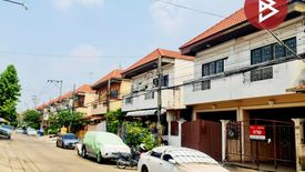 3 Bedroom Townhouse for sale in Khlong Sam Prawet, Bangkok