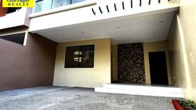 4 Bedroom Townhouse for sale in Central, Metro Manila