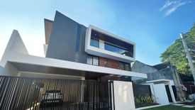 7 Bedroom House for sale in Matandang Balara, Metro Manila