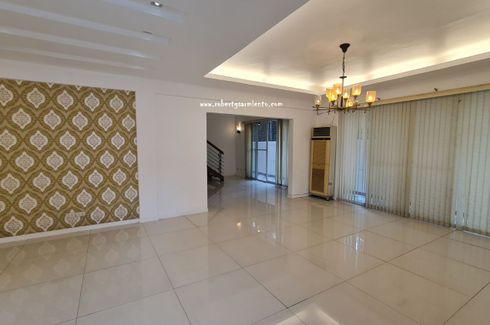 2 Bedroom House for sale in Laging Handa, Metro Manila