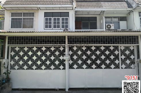 3 Bedroom Townhouse for rent in Din Daeng, Bangkok near MRT Sutthisan
