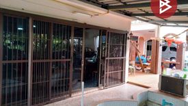 5 Bedroom House for sale in Ban Kum, Phetchaburi