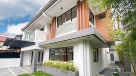 8 Bedroom House for sale in BF Homes, Metro Manila