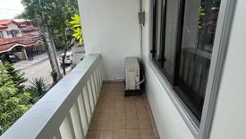 3 Bedroom Condo for rent in San Lorenzo, Metro Manila near MRT-3 Ayala