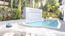 6 Bedroom House for Sale or Rent in Urdaneta, Metro Manila near MRT-3 Buendia