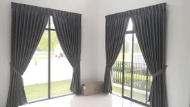 4 Bedroom House for sale in Batu Caves, Selangor