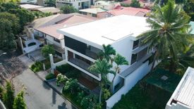 5 Bedroom House for sale in Poblacion, Metro Manila