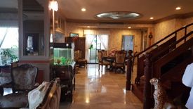 3 Bedroom Condo for sale in Khlong Tan Nuea, Bangkok near BTS Thong Lo