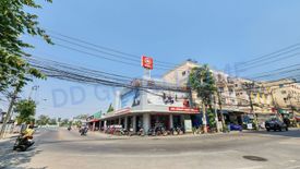 1 Bedroom Condo for sale in Dokmai, Bangkok