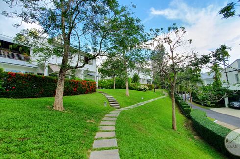 3 Bedroom Condo for sale in Grove Gardens, Pa Khlok, Phuket