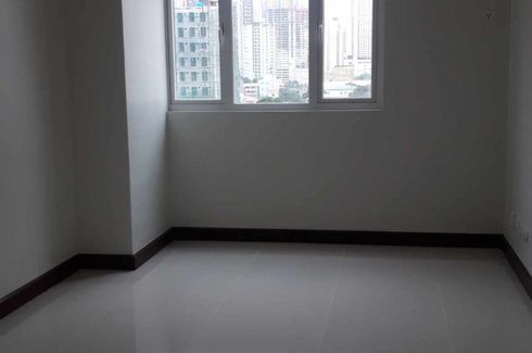 Condo for sale in Pio Del Pilar, Metro Manila