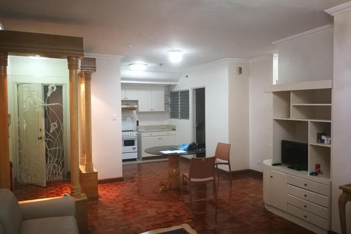 NOBEL PLAZA CONDOMINIUM FOR SALE AND FOR RENT 110 Valero St., Salcedo