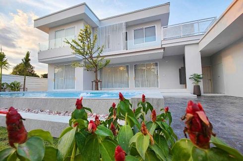 6 Bedroom House for sale in Nong Han, Chiang Mai