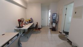 2 Bedroom Condo for sale in Brixton Place, Kapitolyo, Metro Manila near MRT-3 Boni