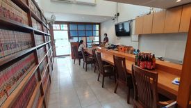 1 Bedroom Commercial for rent in Khlong Tan Nuea, Bangkok