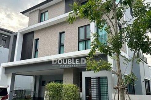4 Bedroom House for sale in Wang Thonglang, Bangkok near MRT Lat Phrao 71