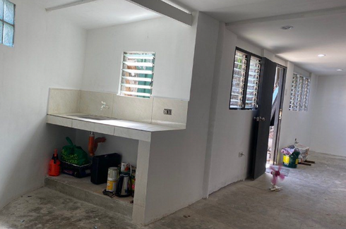 House for rent in Duyan-Duyan, Metro Manila near LRT-2 Anonas