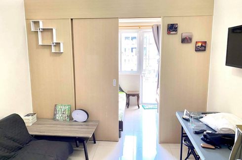 1 Bedroom Condo for sale in San Dionisio, Metro Manila