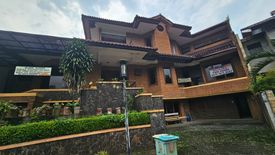 Rumah dijual dengan 5 kamar tidur di Pondok Aren, Banten
