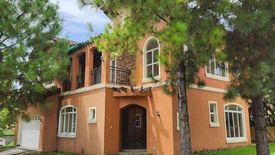 4 Bedroom House for sale in Almanza Dos, Metro Manila