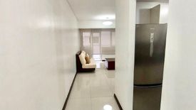 2 Bedroom Condo for sale in The Columns Ayala Avenue, Bangkal, Metro Manila near MRT-3 Magallanes