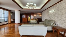 3 Bedroom Condo for rent in Baan Yen Akard, Chong Nonsi, Bangkok near MRT Lumpini