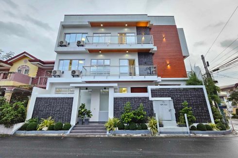 10 Bedroom House for sale in Don Bosco, Metro Manila