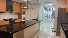 3 Bedroom Condo for rent in Kallista Mansion, Khlong Toei Nuea, Bangkok near BTS Nana