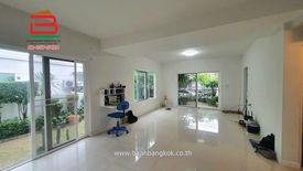 3 Bedroom House for sale in Pruklada 3 Rangsit - Klong 4, Bueng Kham Phroi, Pathum Thani near BTS Eastern Outer Ring