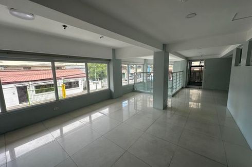 24 Bedroom Commercial for sale in Urdaneta, Metro Manila near MRT-3 Ayala