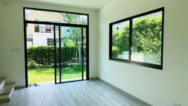 4 Bedroom House for rent in Nong Pa Khrang, Chiang Mai