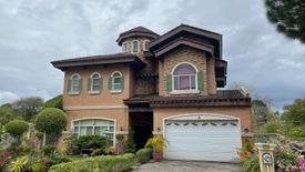 4 Bedroom House for sale in Poblacion, Metro Manila