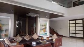 6 Bedroom House for sale in Don Galo, Metro Manila
