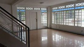 6 Bedroom House for sale in Barangay 171, Metro Manila