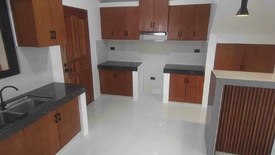 4 Bedroom House for sale in Kapitolyo, Metro Manila