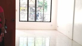 5 Bedroom Townhouse for sale in Talon Kuatro, Metro Manila