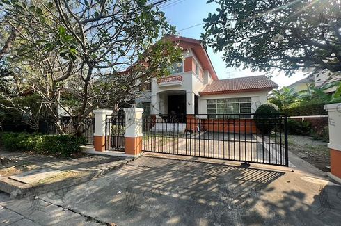 5 Bedroom House for sale in Mantana Onnut-Wongwaen 5, Dokmai, Bangkok